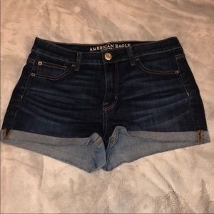 American Eagle Size 10 Super Stretch Shorts!
